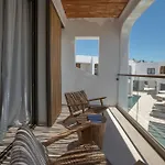 Nuca Mykonos Platys Gialos (Mykonos)