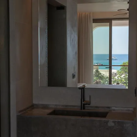 ホテル Nuca Mykonos 4*