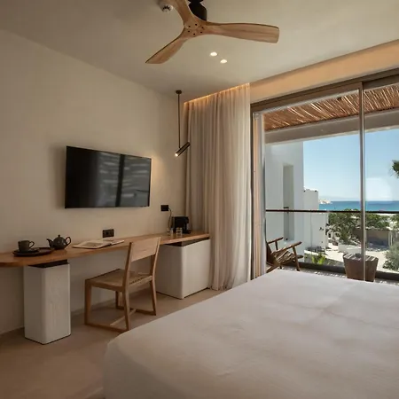 Nuca Mykonos ホテル 4*