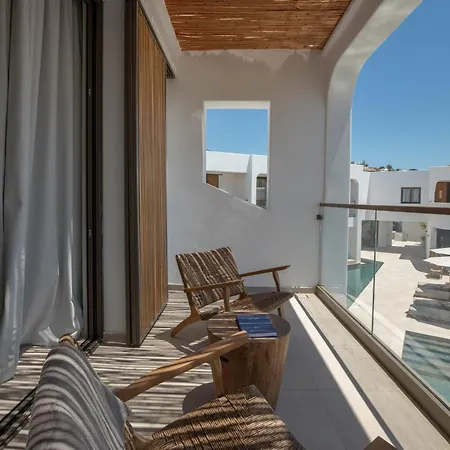 Nuca Mykonos بلاتيس يالوس