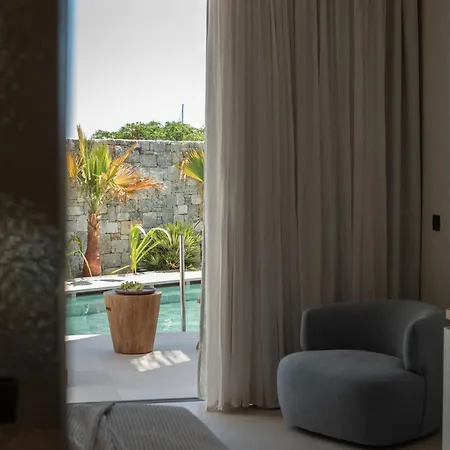 Nuca Mykonos 4*
