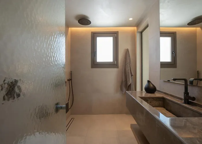 Nuca Mykonos 4* Platis Gialos